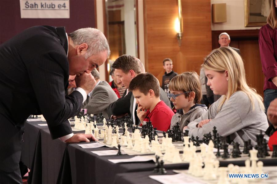 (SP)CROATIA-ZAGREB-CHESS-KASPAROV