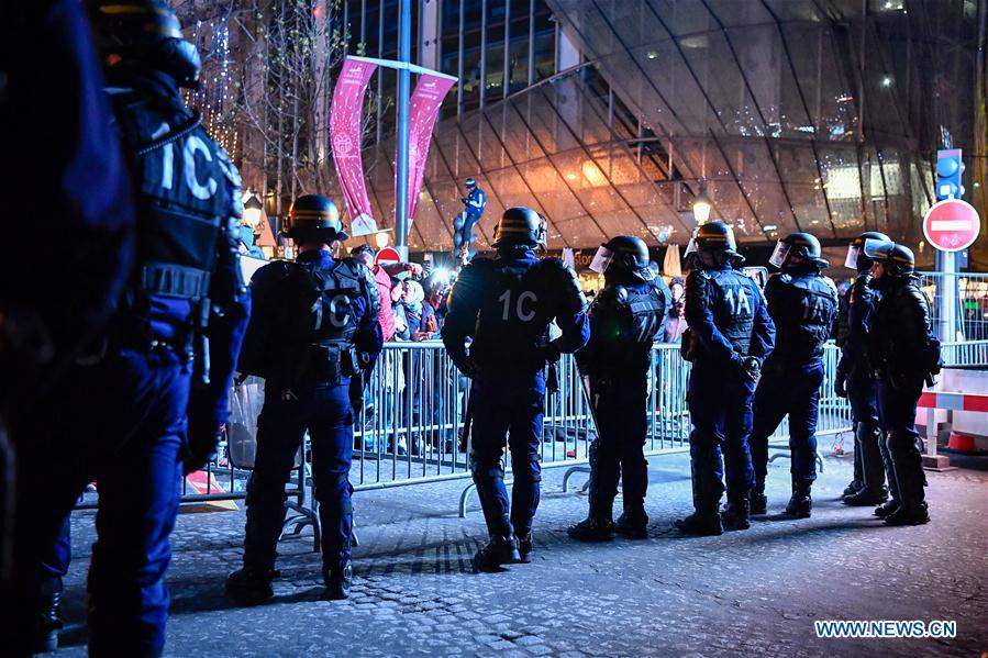 FRANCE-PARIS-NEW YEAR'S EVE-SECURITY