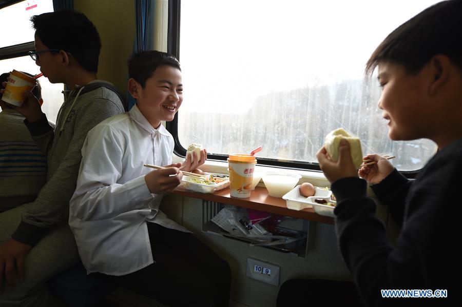 CHINA-SPRING FESTIVAL TRAVEL RUSH-MIGRATORY STUDENTS (CN)