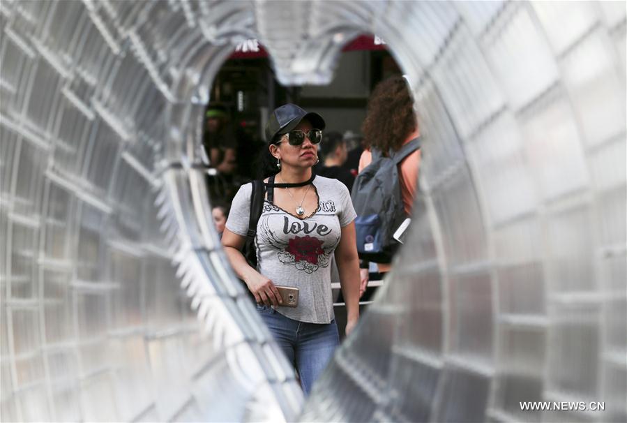 U.S.-NEW YORK CITY-RECORD HIGH TEMPERATURE