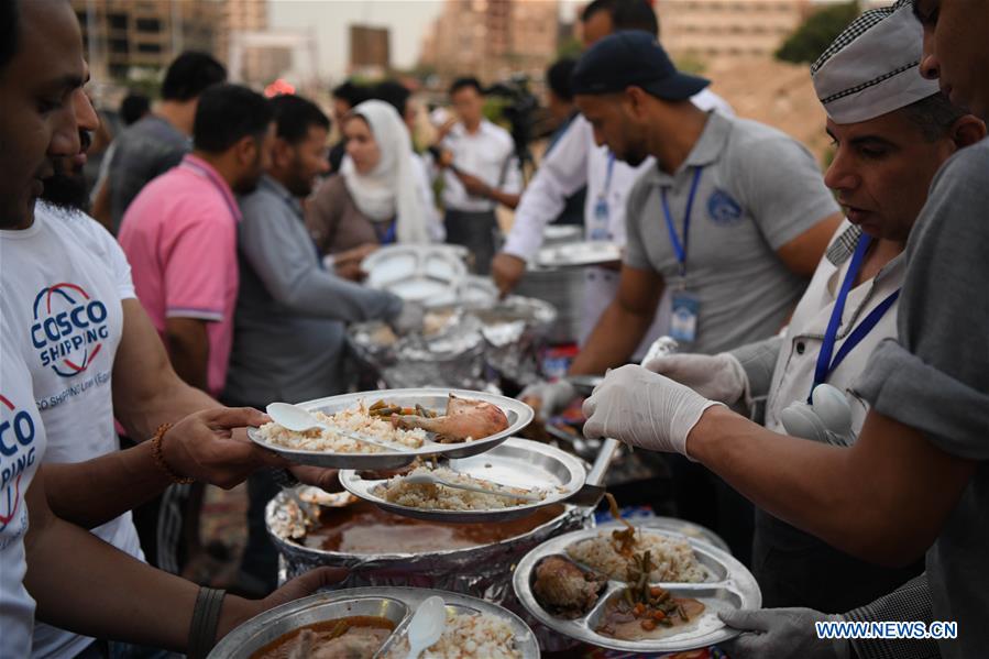 EGYPT-CAIRO-RAMADAN-IFTAR-CHARITY-CHINESE FIRMS