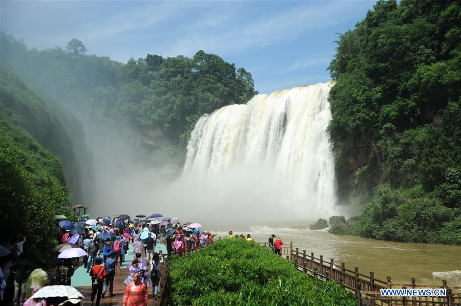 CHINA-GUIZHOU-HUANGGUOSHU WATERFALL (CN)