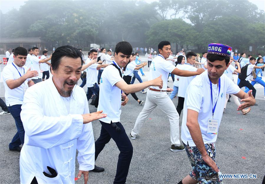 CHINA-QINGDAO-SCO YOUTH CAMPUS-TAICHI (CN)