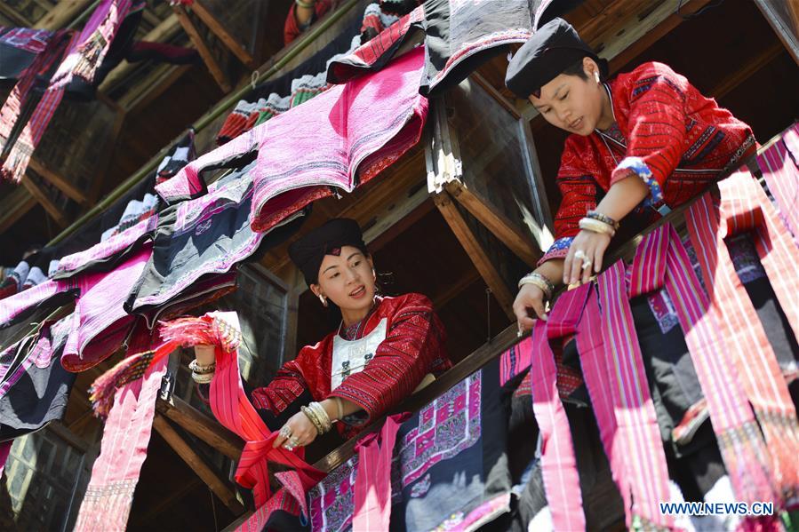 #CHINA-GUANGXI-GUILIN-DRYING CLOTHES FESTIVAL (CN)