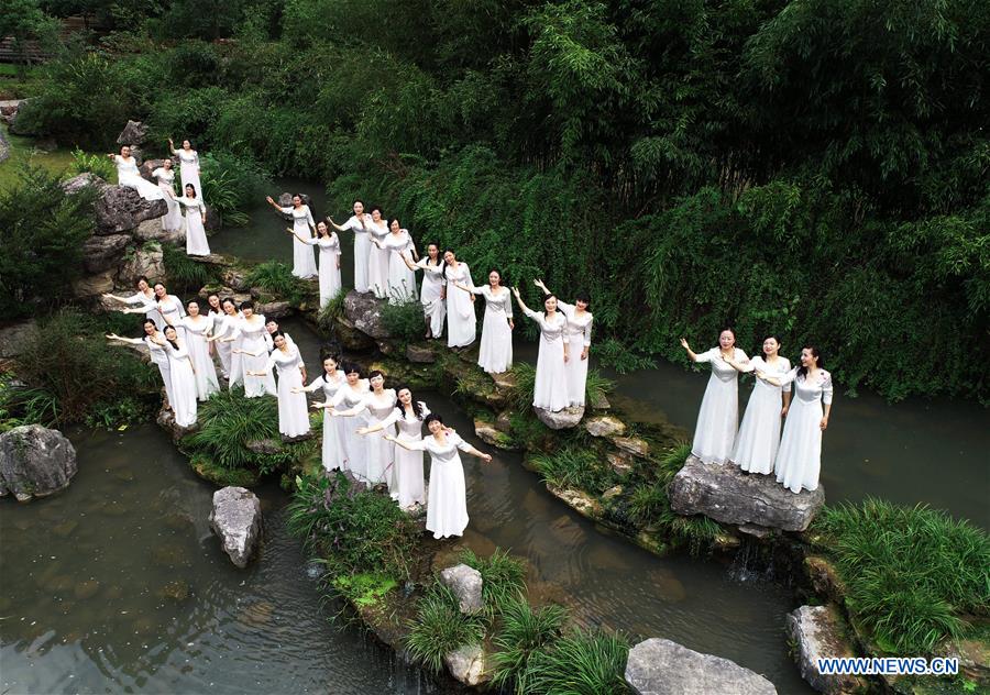 #CHINA-HUNAN-ZHANGJIAJIE-CHORUS-FESTIVAL (CN)