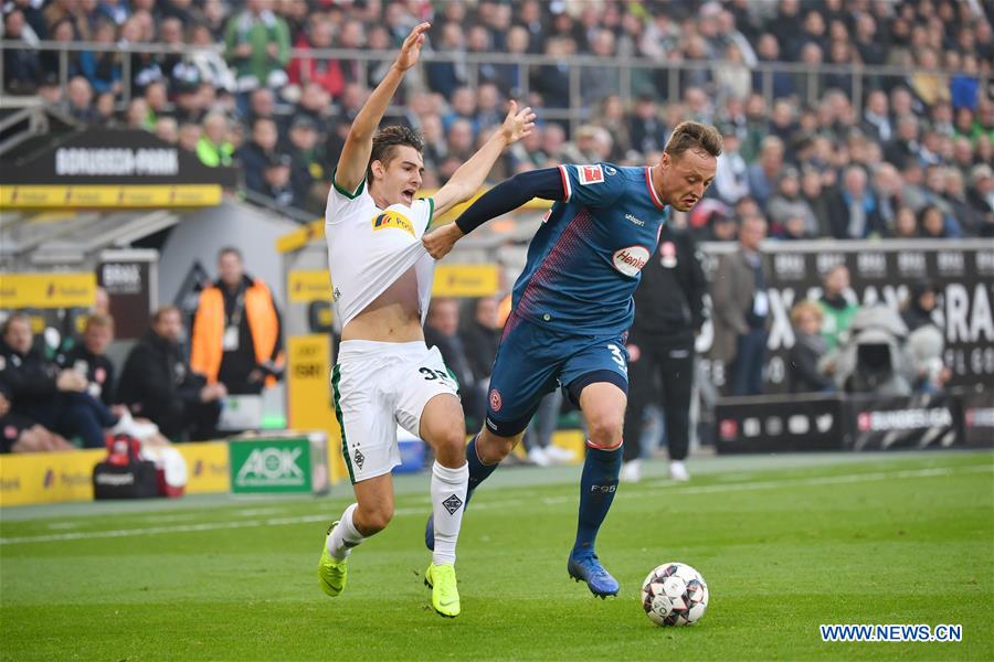 (SP)GERMANY-MOENCHENGLADBACH-SOCCER-BUNDESLIGA-MOENCHENGLADBACH VS DUESSELDORF