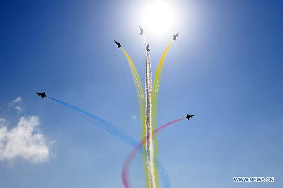 CHINA-GUANGDONG-ZHUHAI-AIRSHOW-OPENING-PERFORMANCE