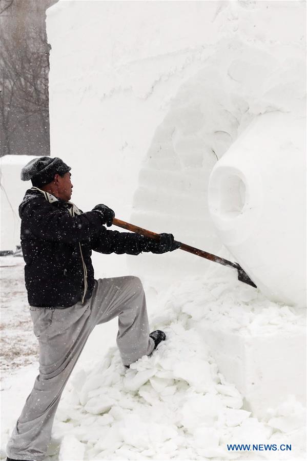 CHINA-HARBIN-SNOW SCULPTURE (CN)