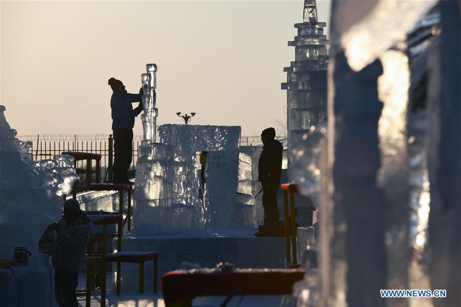 CHINA-HARBIN-ICE SCULPTURE-COMPETITION (CN)