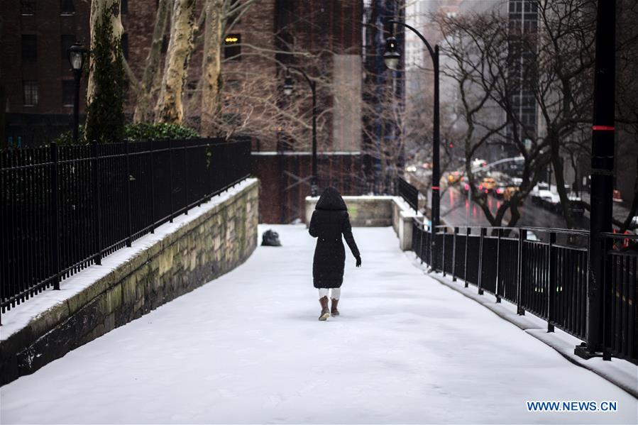 U.S.-NEW YORK-SNOW