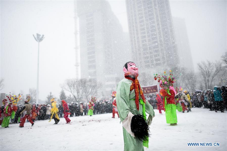 CHINA-QINGHAI-SHEHUO PERFORMANCE (CN)