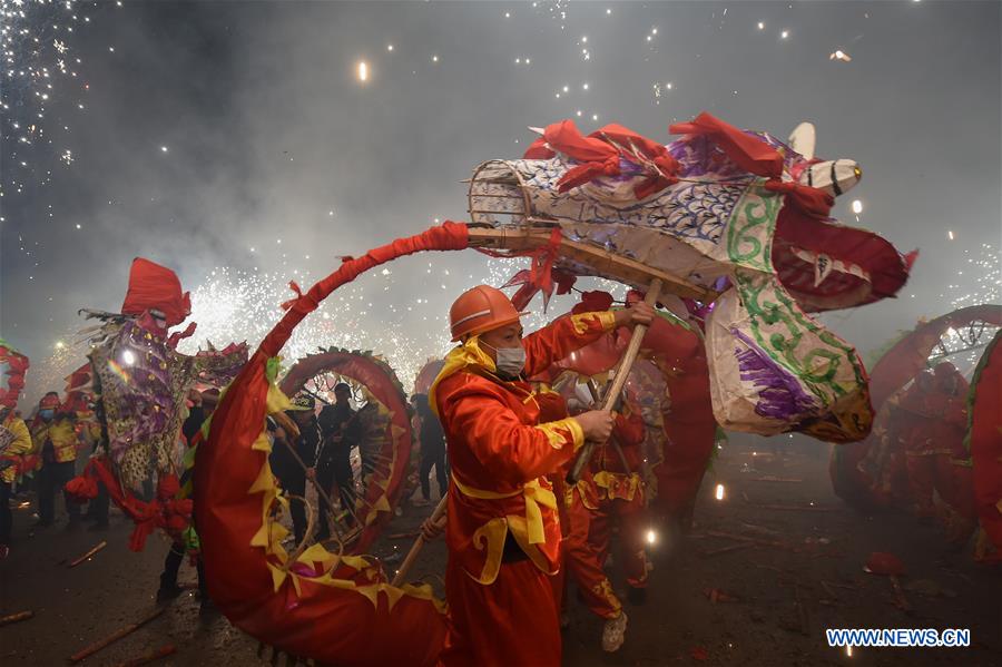 XINHUA PHOTOS OF THE DAY