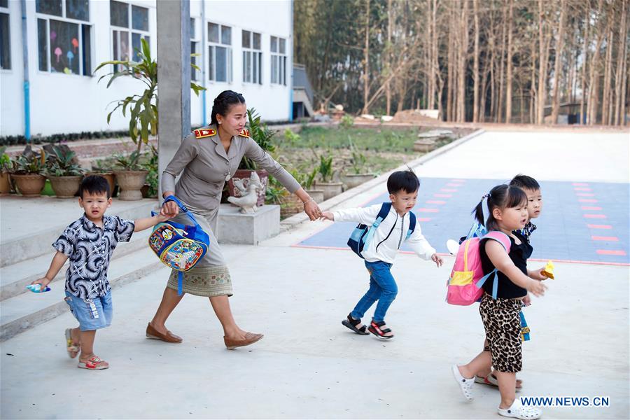 LAOS-MUANG XAY-CHINA-FRIENDSHIP SCHOOL