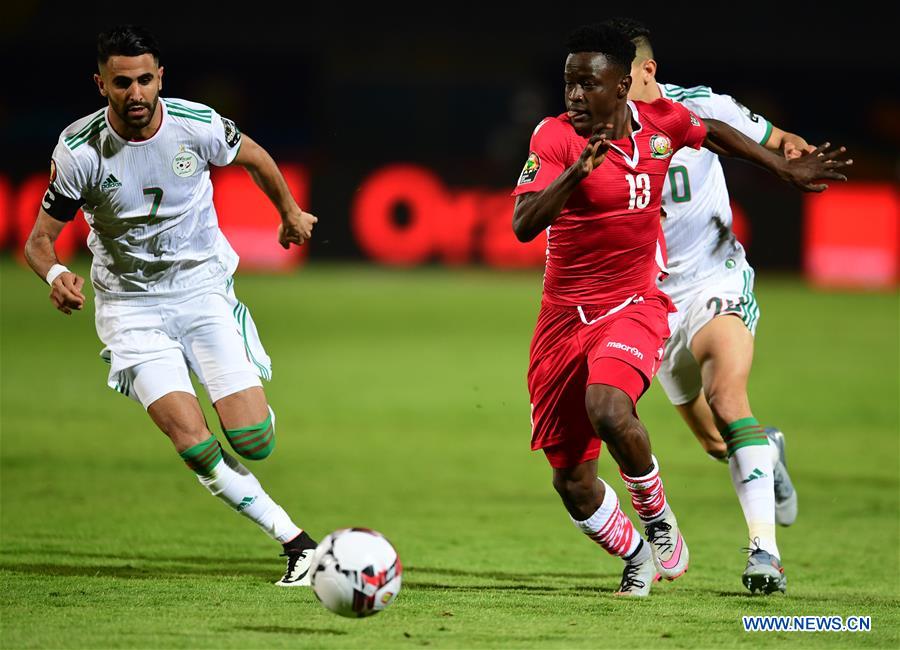 (SP)EGYPT-CAIRO-SOCCER-AFRICAN CUP-ALGERIA VS KENYA