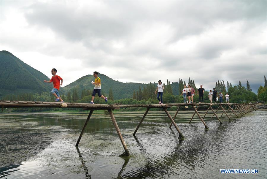 CHINA-NATURAL OXYGEN BARS-LIFESTYLE (CN)