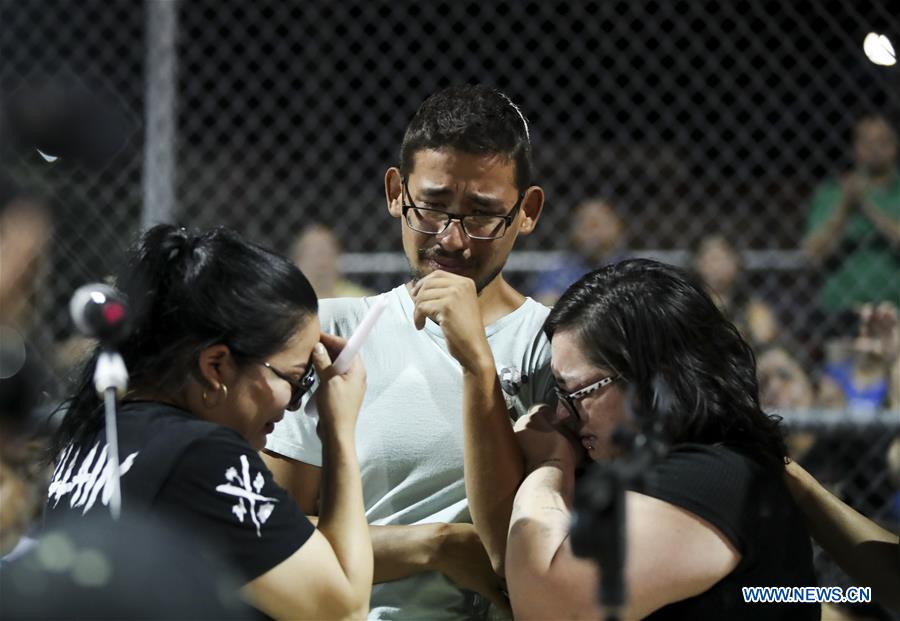 U.S.-EL PASO-MASS SHOOTING-MOURNING