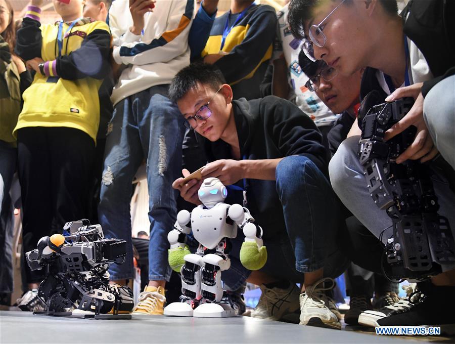 (SCI-TECH)CHINA-SHANDONG-QINGDAO-ROBOTICS COMPETITION (CN)