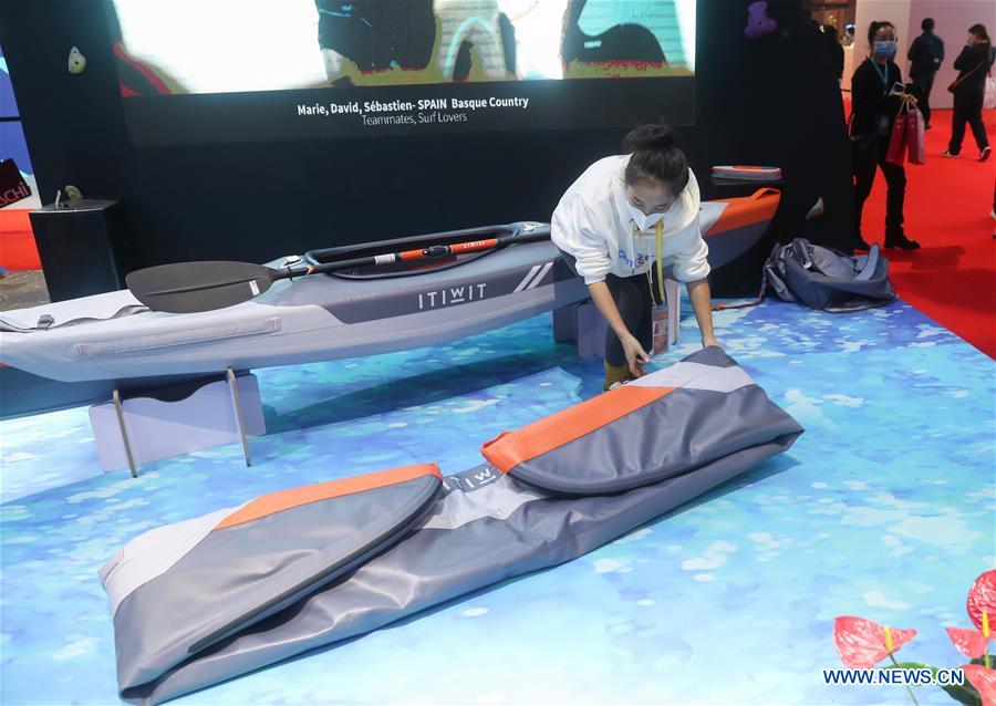 CHINA-SHANGHAI-CIIE-FOLDABLE KAYAK (CN)