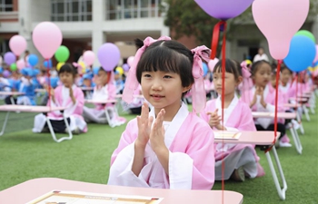 Students attend first writing ceremony in Lanzhou, NW China