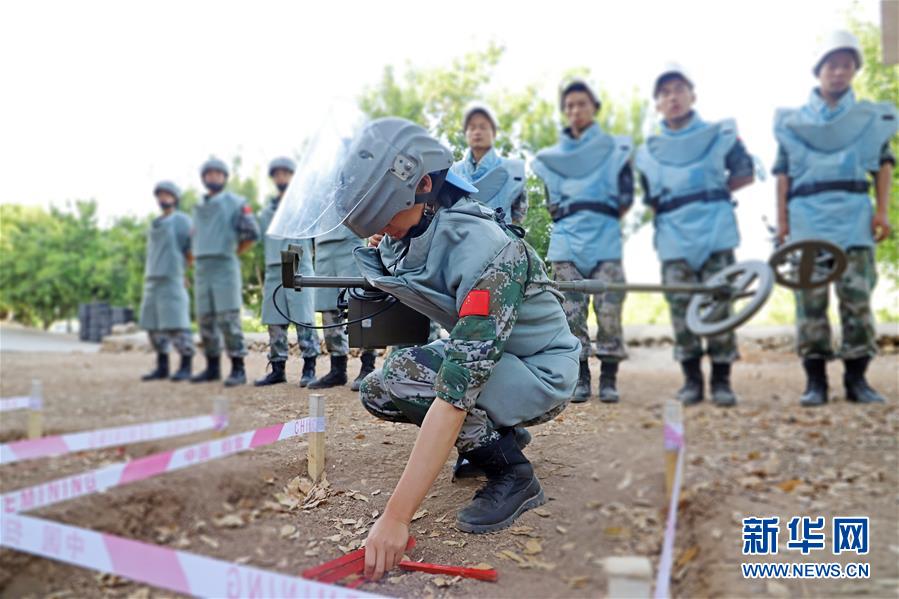 （國際）（1）中國新一批赴黎維和部隊獲得掃雷排爆資質(zhì)